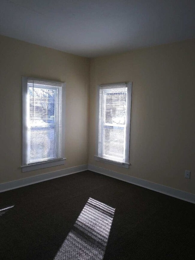 Building Photo - 1307 Jackson St
