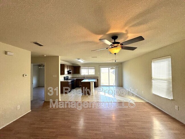 Building Photo - 1415 Swan Ridge Dr