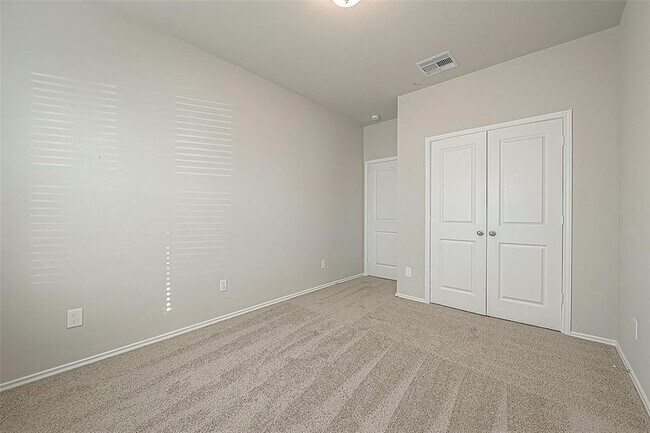 Building Photo - 1306 Vinter Mdws Ln