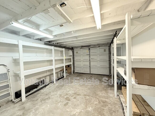 Building Photo - 7830 46th Way N
