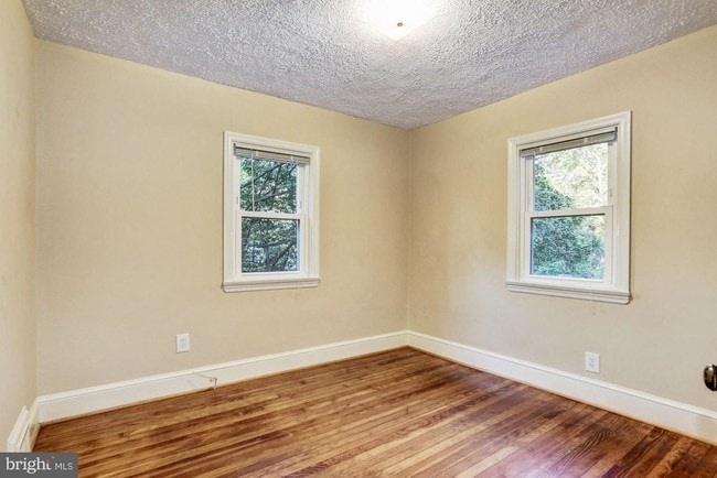 Building Photo - 12730 Scaggsville Rd