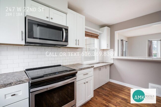 Building Photo - 247 W 22nd St