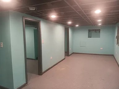 Building Photo - 5005 W Chicago Ave