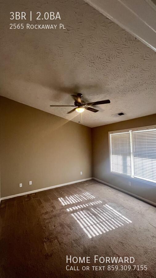 Building Photo - 2565 Rockaway Pl