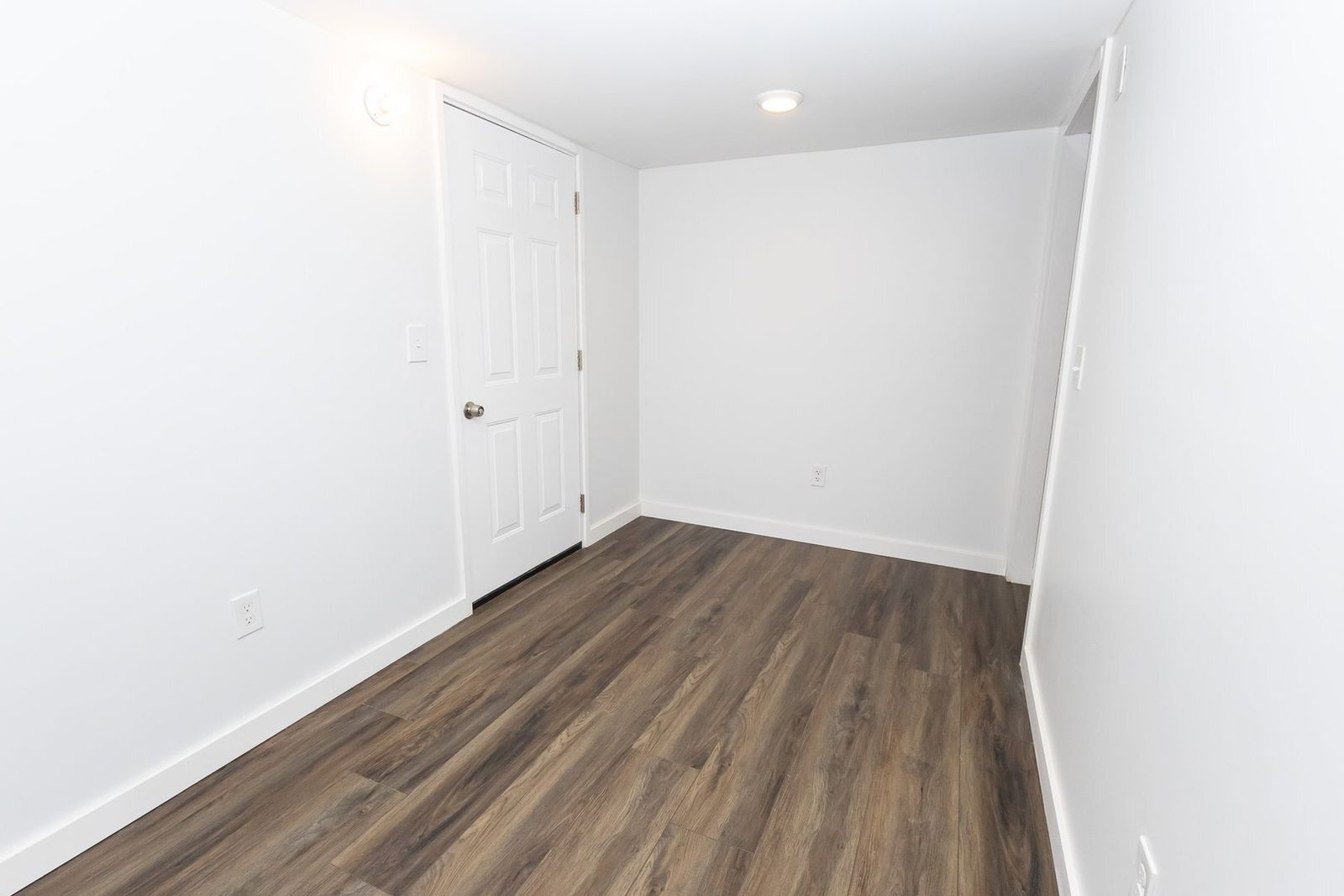 Building Photo - 3259 Ozark Cir