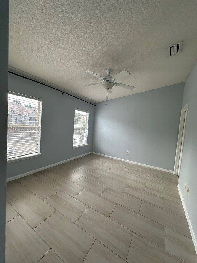 Building Photo - 9411 Osprey Branch Trail