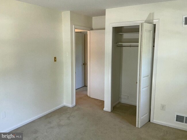 Building Photo - 4701 Red Fox Dr