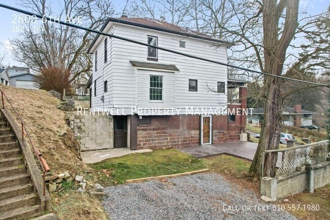 Building Photo - 2800 6th Ave