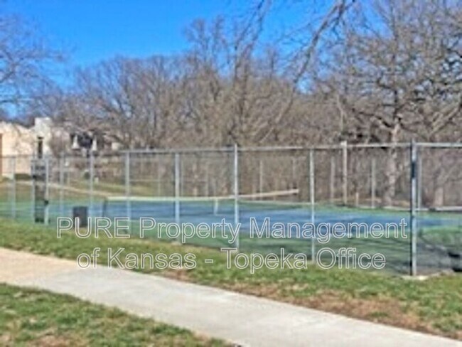 Building Photo - 10903 Gillette St