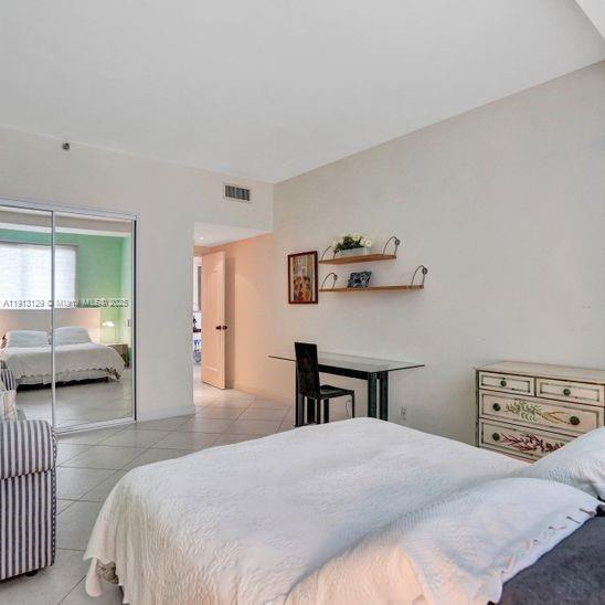 Building Photo - 151 Crandon Blvd