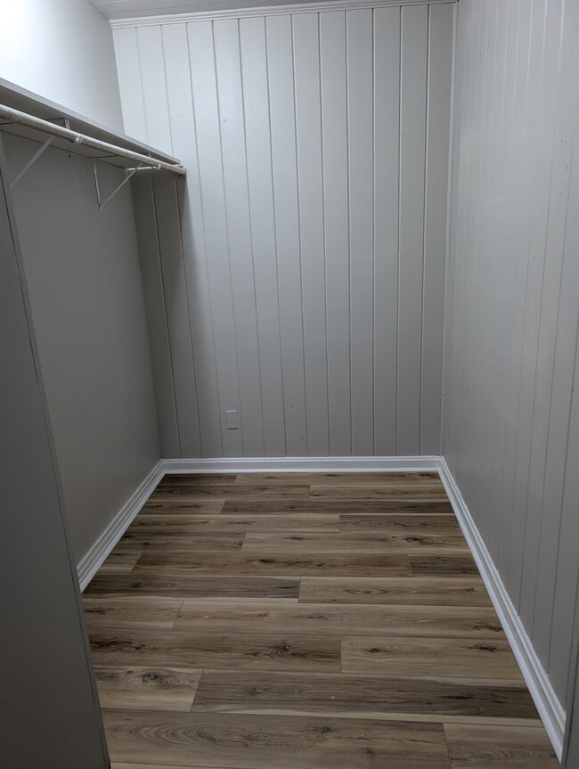 Building Photo - 1615 Melson Ave