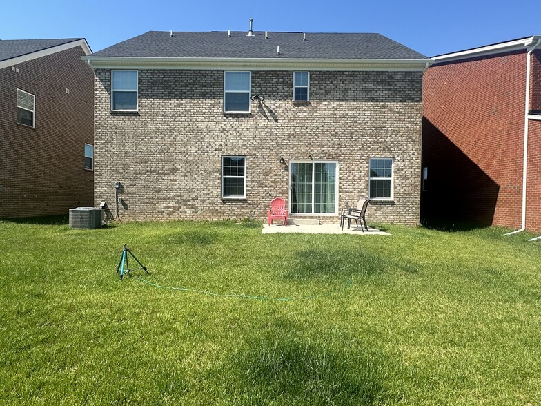 Building Photo - 119 Clavie Crew Ln