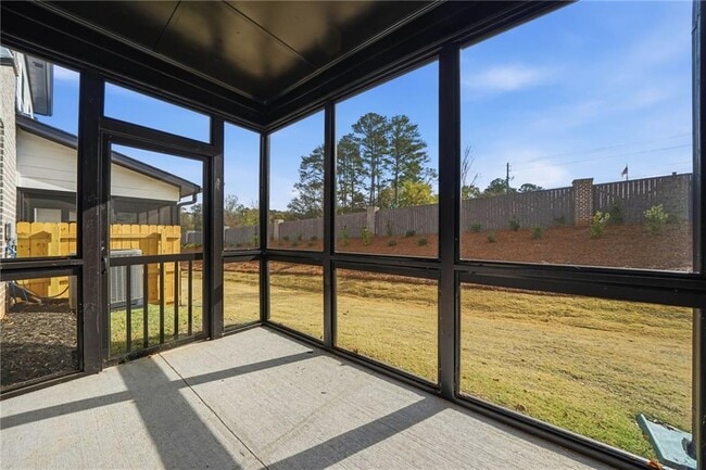 Building Photo - 5728 Urban Vlg Wy