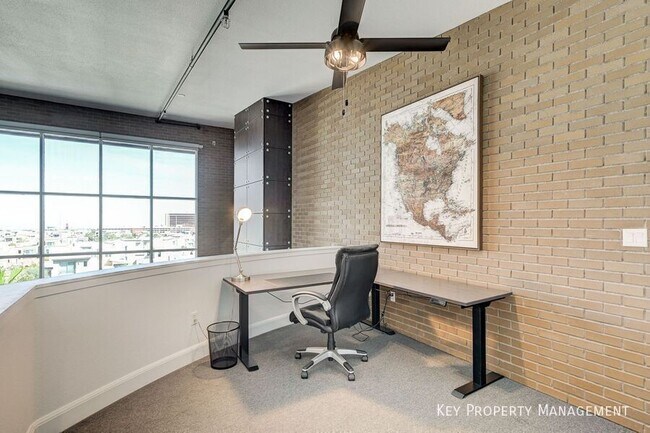 Building Photo - 11441 Allerton Park Dr