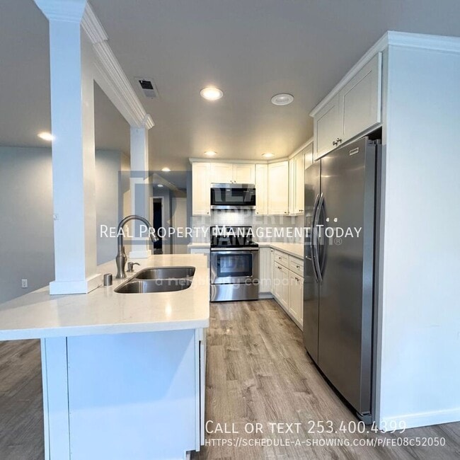 Building Photo - 2802 12th Ave Ct NW