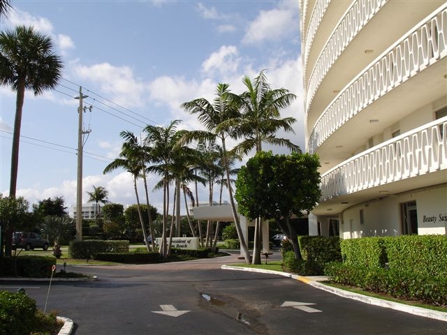 Building Photo - The Presidents of Palm Beach