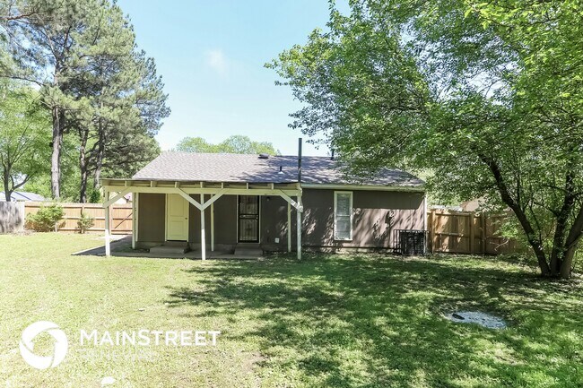 Building Photo - 3721 Barberry St