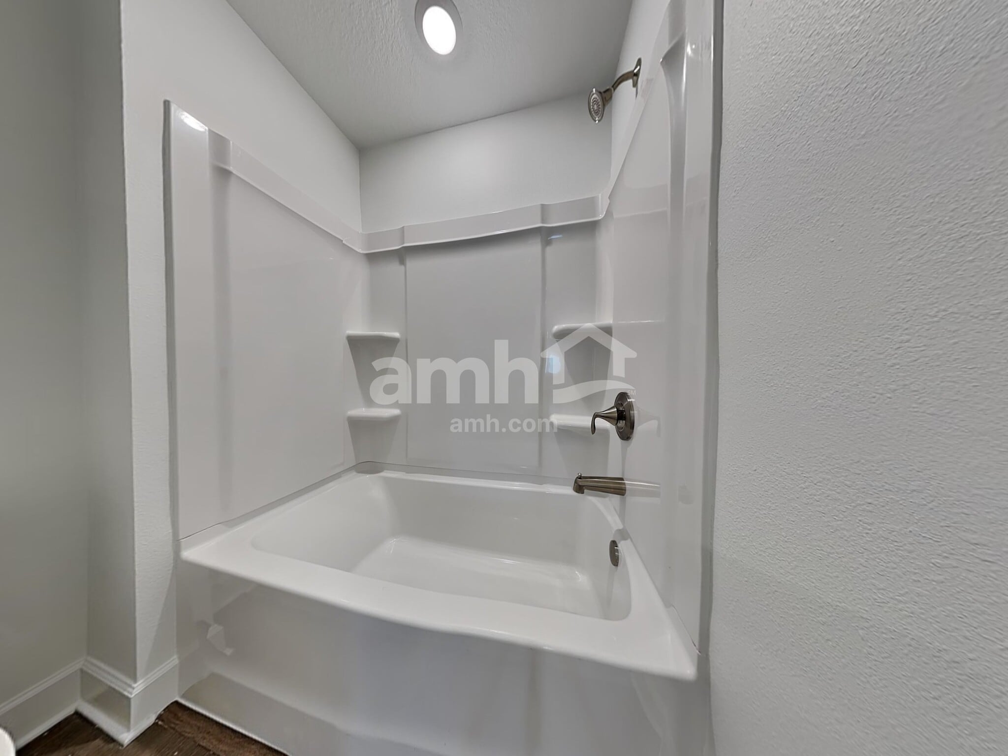 Building Photo - 2908 20th Ave W