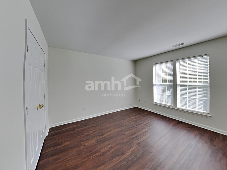 Building Photo - 139 Northland Ave