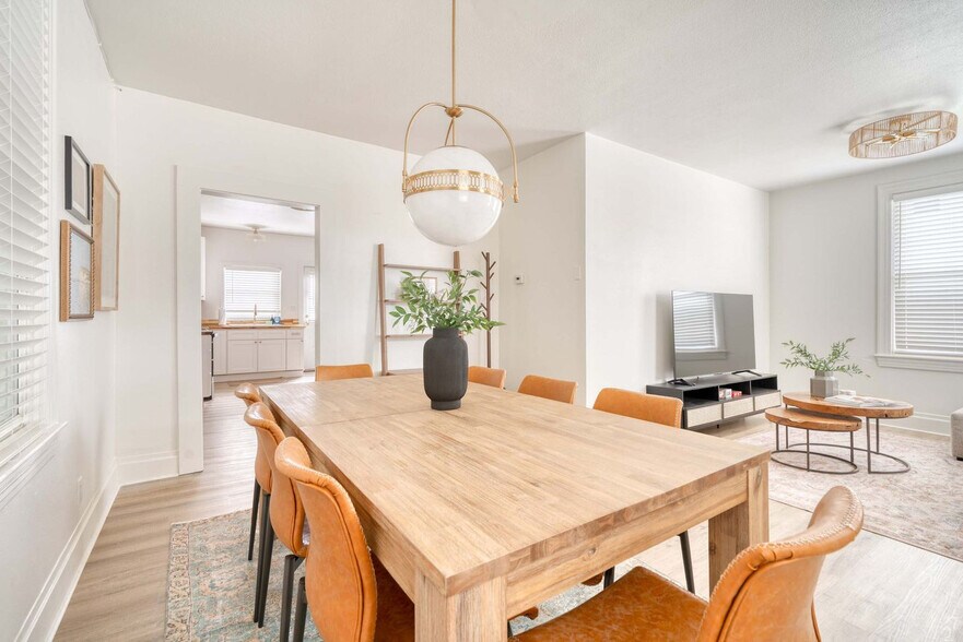 Building Photo - 4128 N Montana Ave