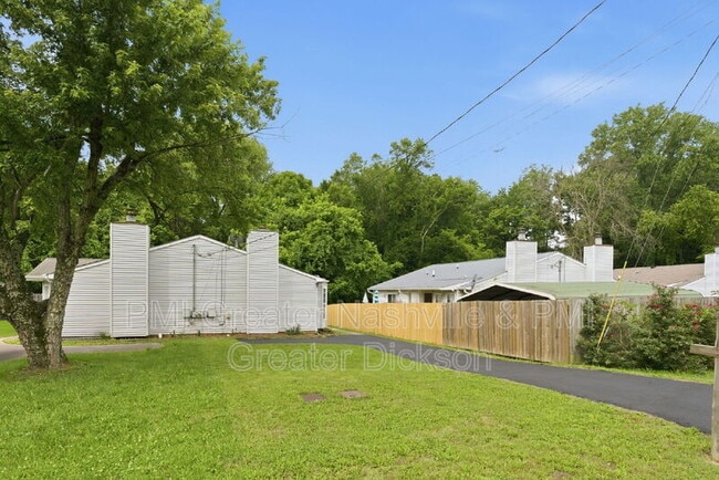 Building Photo - 3051 Casa Dr