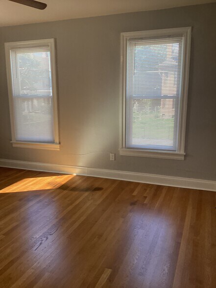 Building Photo - 244 W Main St