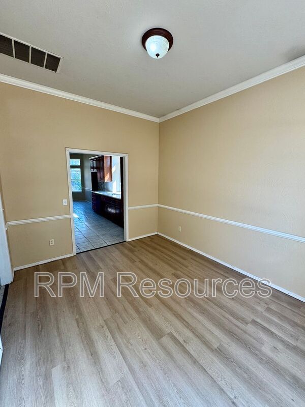 Building Photo - 8413 NW 77th St