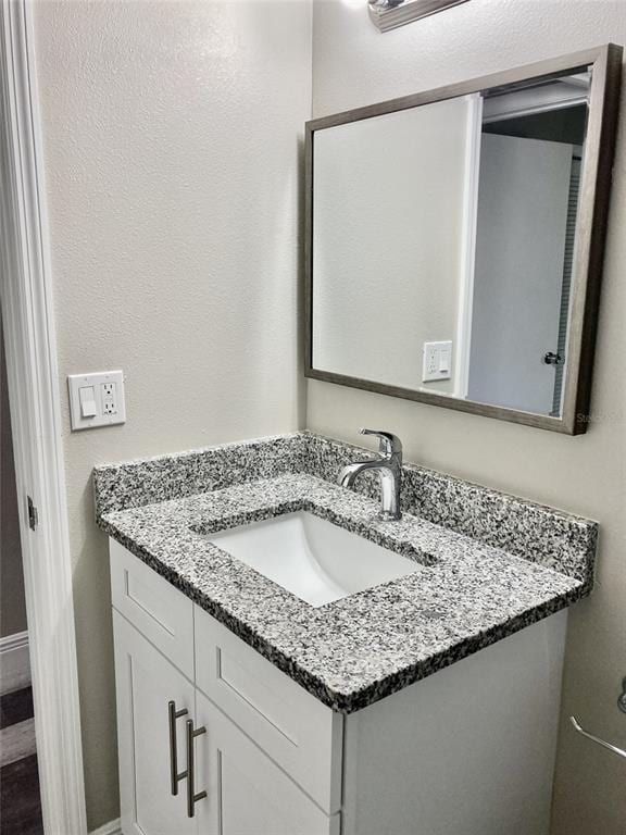 Building Photo - 5008 Manatee Ave W