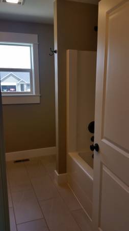 Building Photo - 25 Baldy Ct