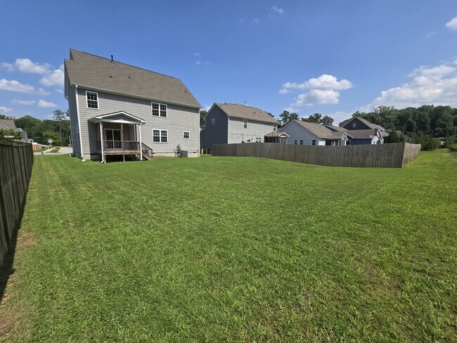 Building Photo - 344 Quarryrock Rd