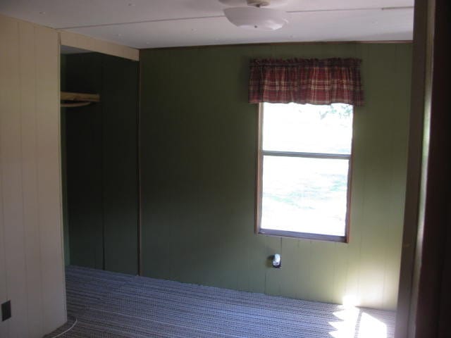 Building Photo - 189 Wren Rd