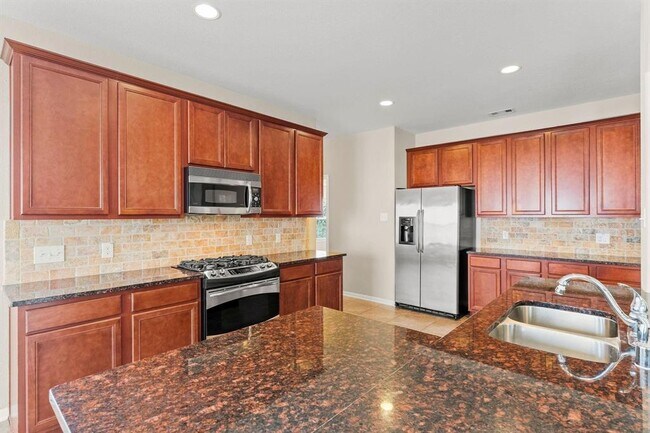 Building Photo - 95 Sagamore Ridge Pl