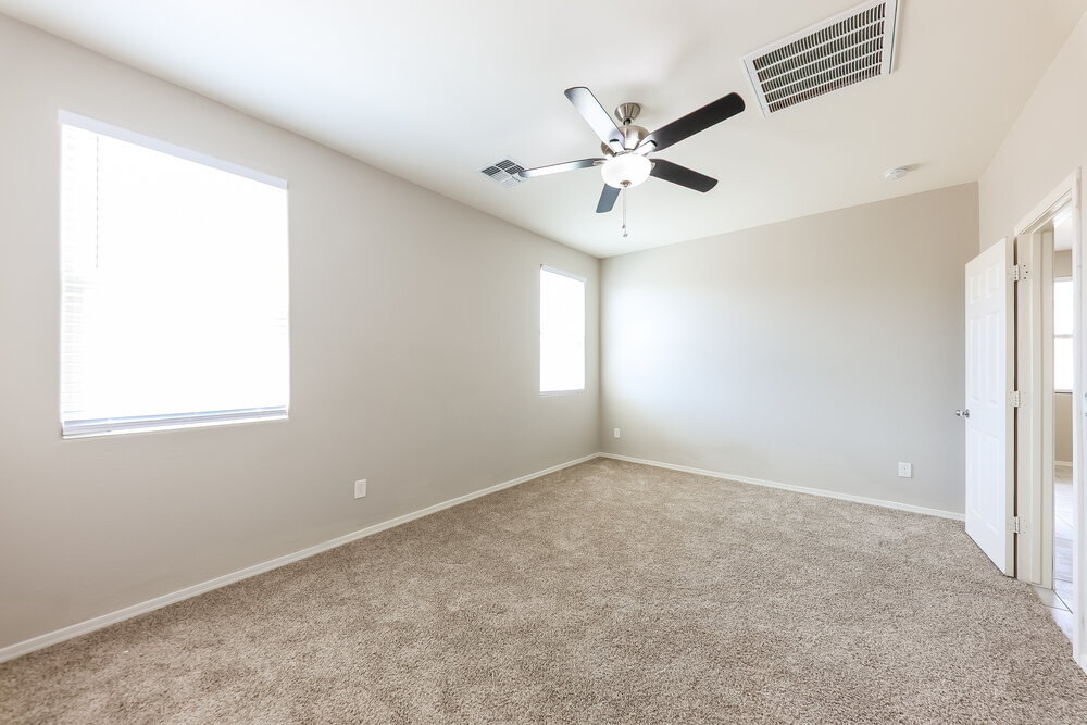 Building Photo - 15817 W Lisbon Ln