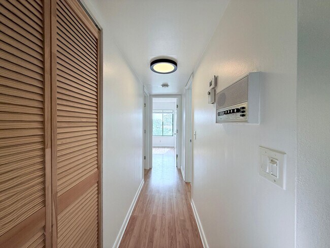 Building Photo - 603 Sea Pine Way