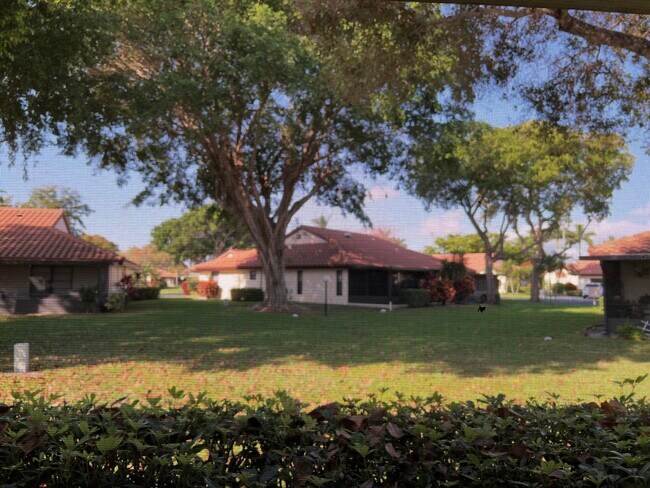 Building Photo - 10555 Garden Palm Ct