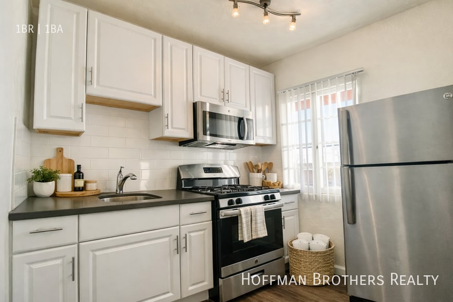 Building Photo - 8517 Horner St