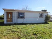 Building Photo - 22205 SW 115th Ave