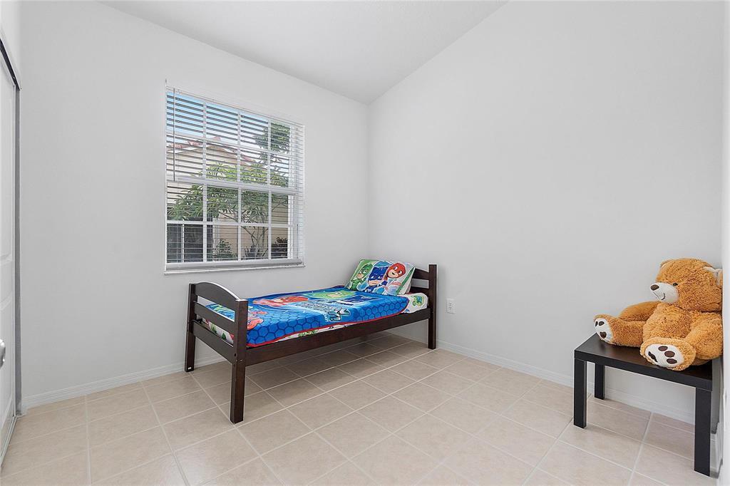 Building Photo - 5385 NW 124th Way