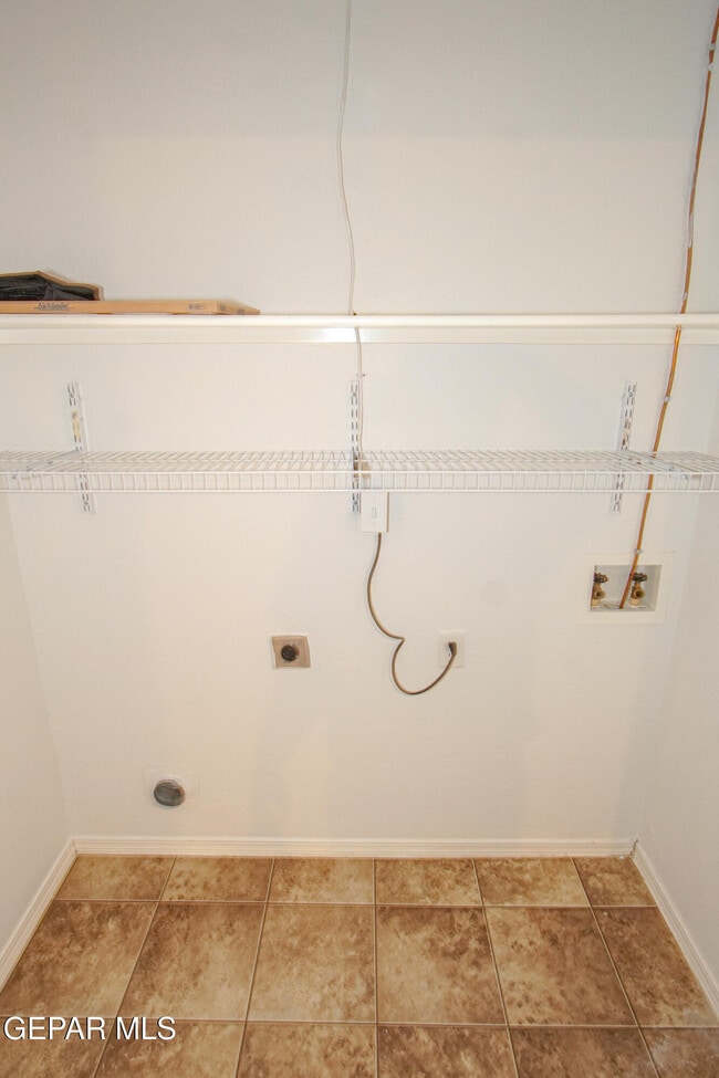 Building Photo - 4020 Tierra Inez Pl