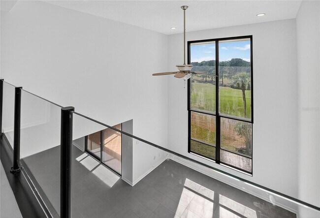 Building Photo - 13618 Greenfield Dr