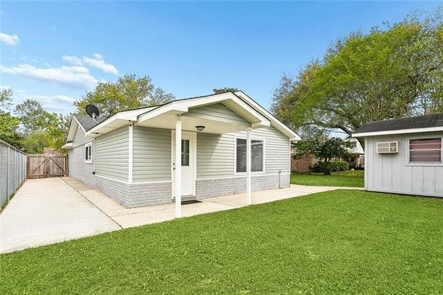 Building Photo - 1517 Ridgecrest Dr