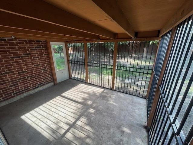 Building Photo - 301 Roy Rogers Ln