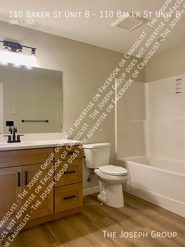 Building Photo - 110 Baker St