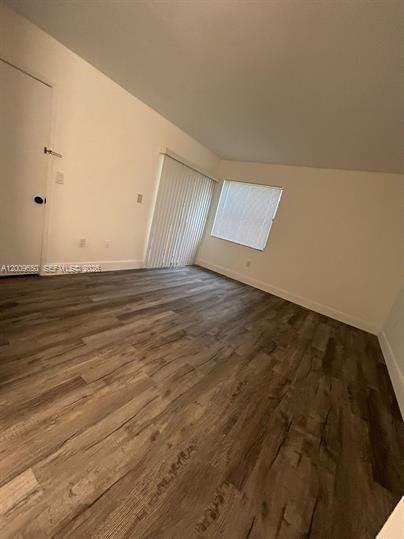Building Photo - 8875 Fontainebleau Blvd