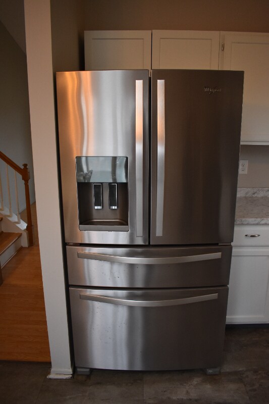 Building Photo - 3211 Southern Hills Dr