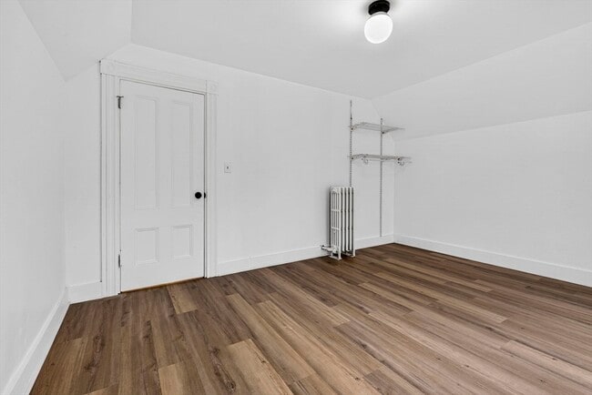 Building Photo - 166 Elliot St