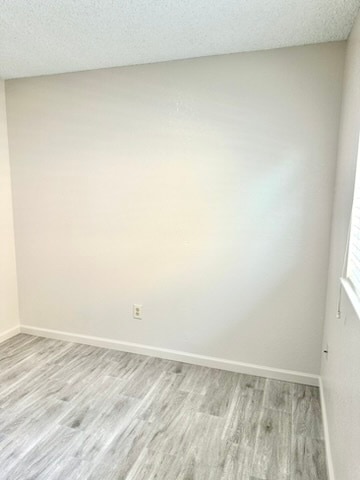 Building Photo - 320 Meadow Ln
