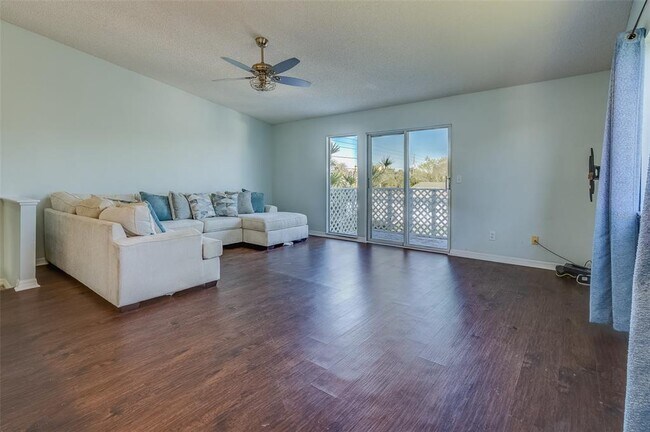 Building Photo - 508 Garland Cir