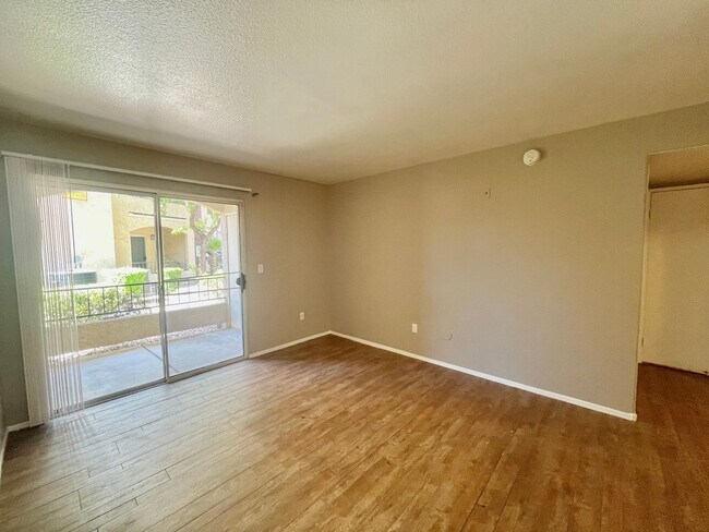 Building Photo - First-Floor Condo with Detached Garage in Gated Ranch Viejo