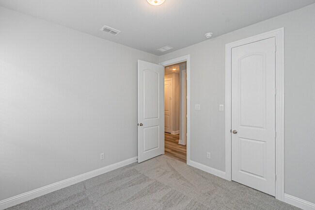 Building Photo - 3231 Tobias Ln